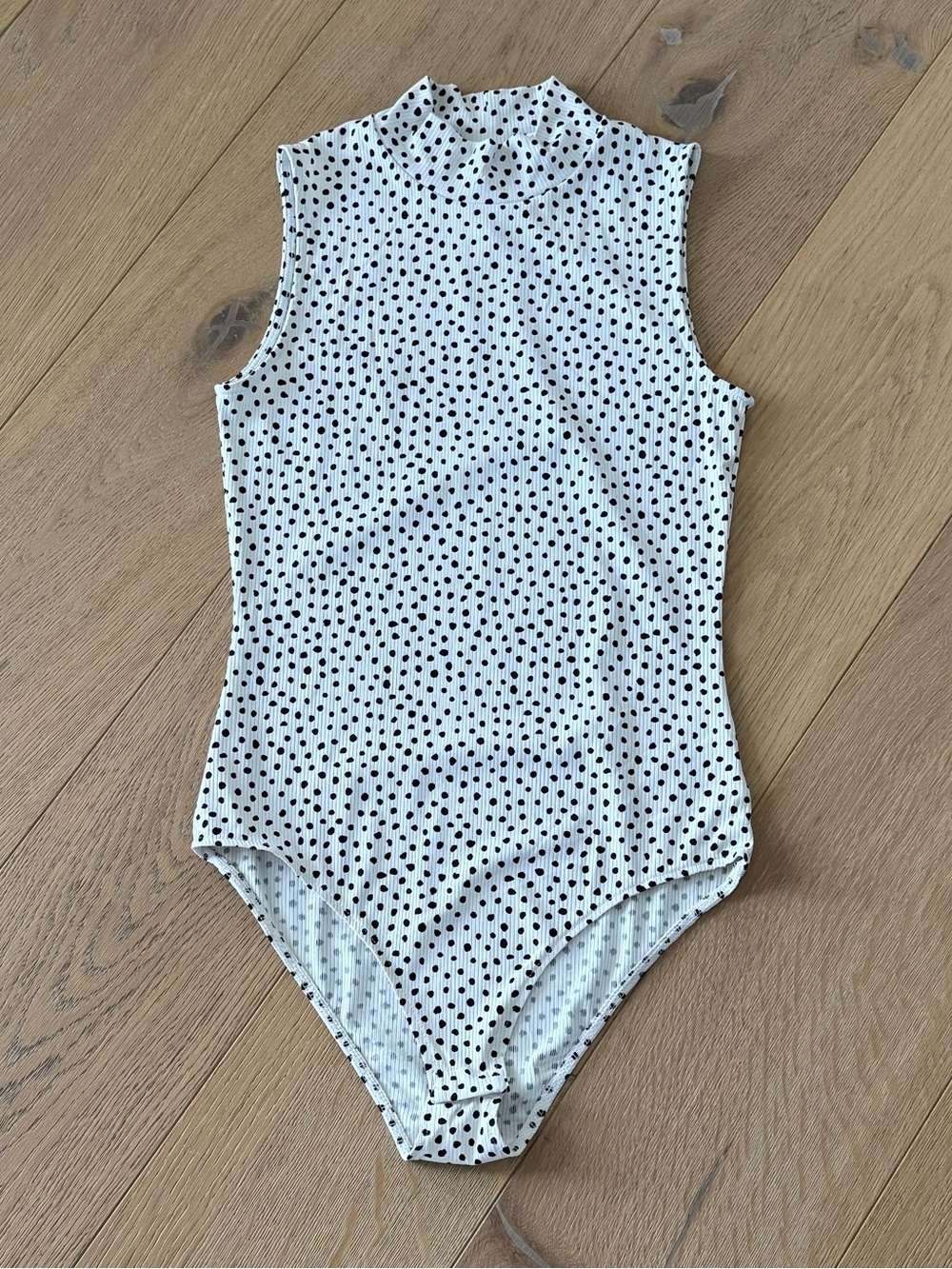 H&M Sleeveless Bodysuit, White with Black Polka Dots Size Small